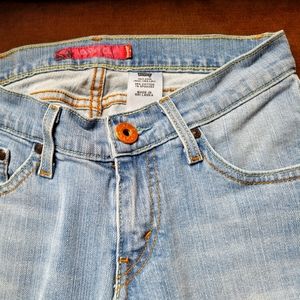 Jr's  levi Jeans